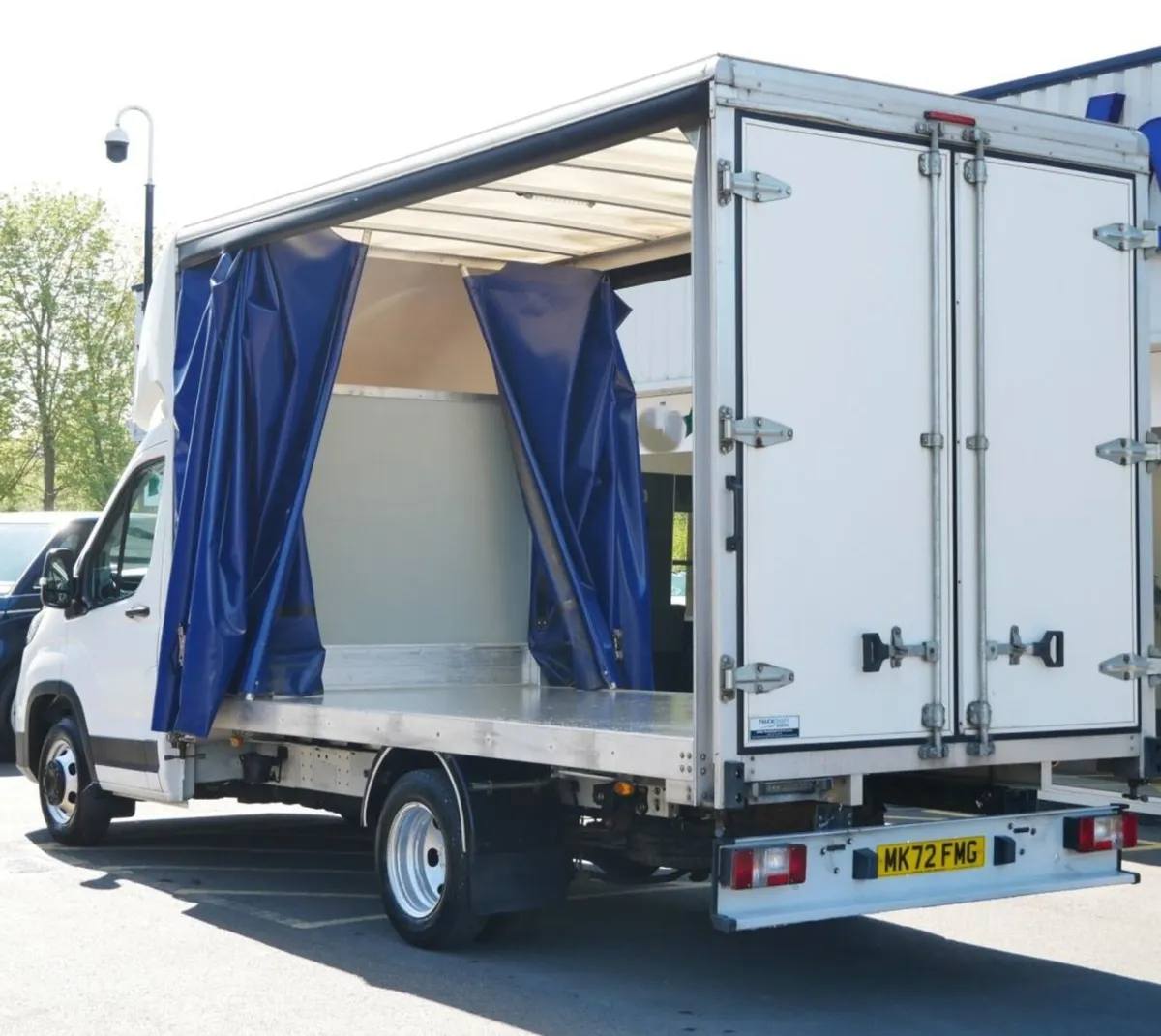 2022 Maxus Deliver 9 Curtain Sider Van - Image 2