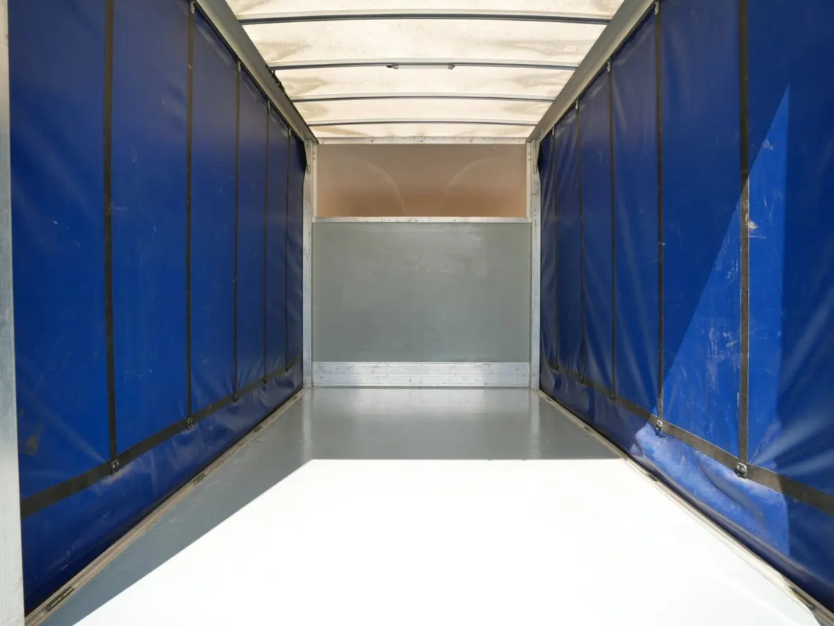 2022 Maxus Deliver 9 Curtain Sider Van - Image 4