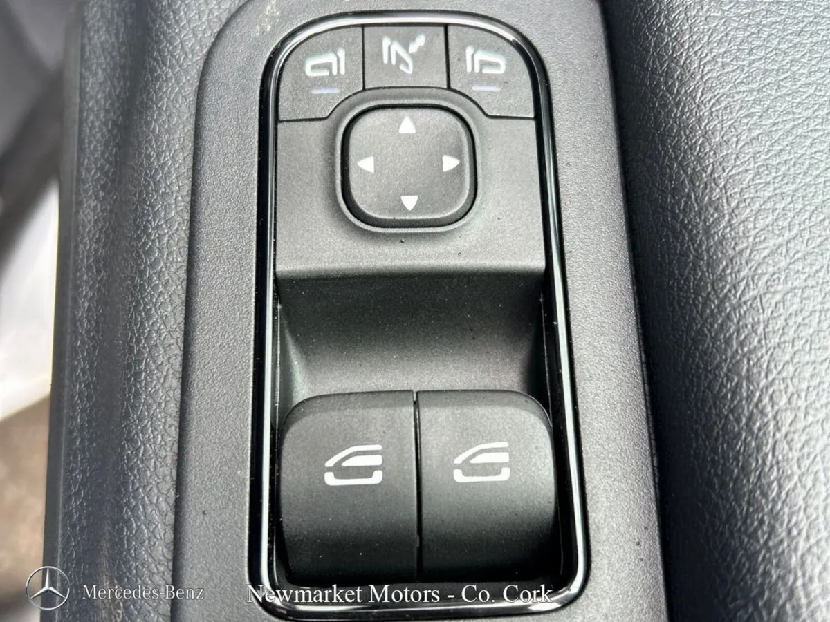 Mercedes-Benz Sprinter 315-36 MEDIUM WHEEL BASE AI - Image 4
