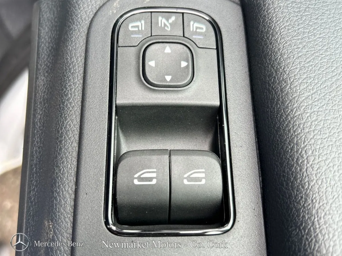 Mercedes-Benz Sprinter 315-36 MEDIUM WHEEL BASE AI - Image 4