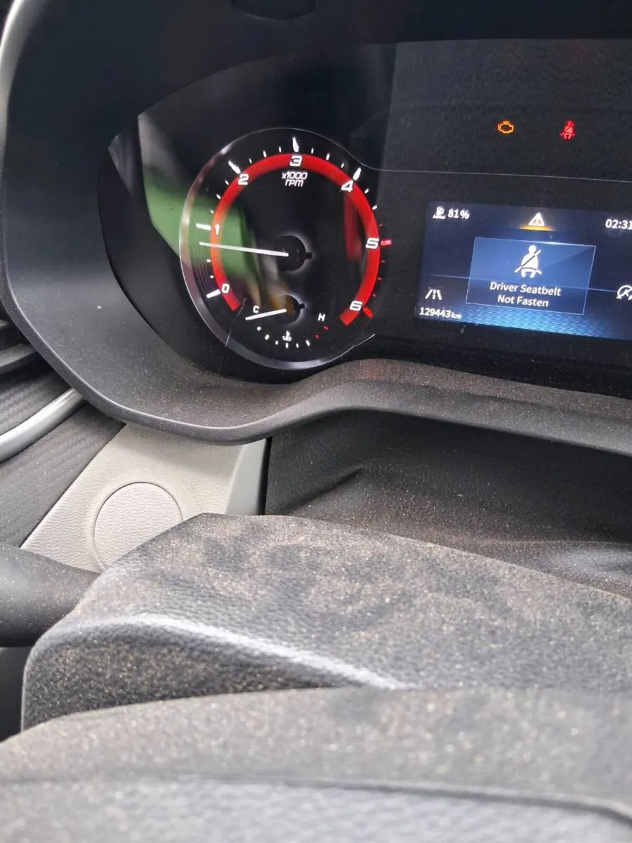 Commercial vehicle - Image 3