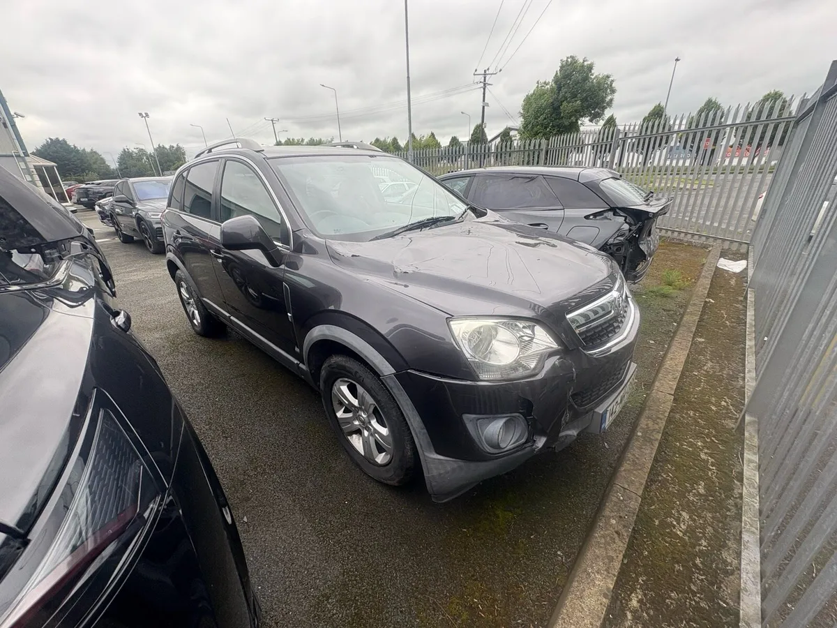 142 Vauxhall antara 1.7 diesel low km - Image 1
