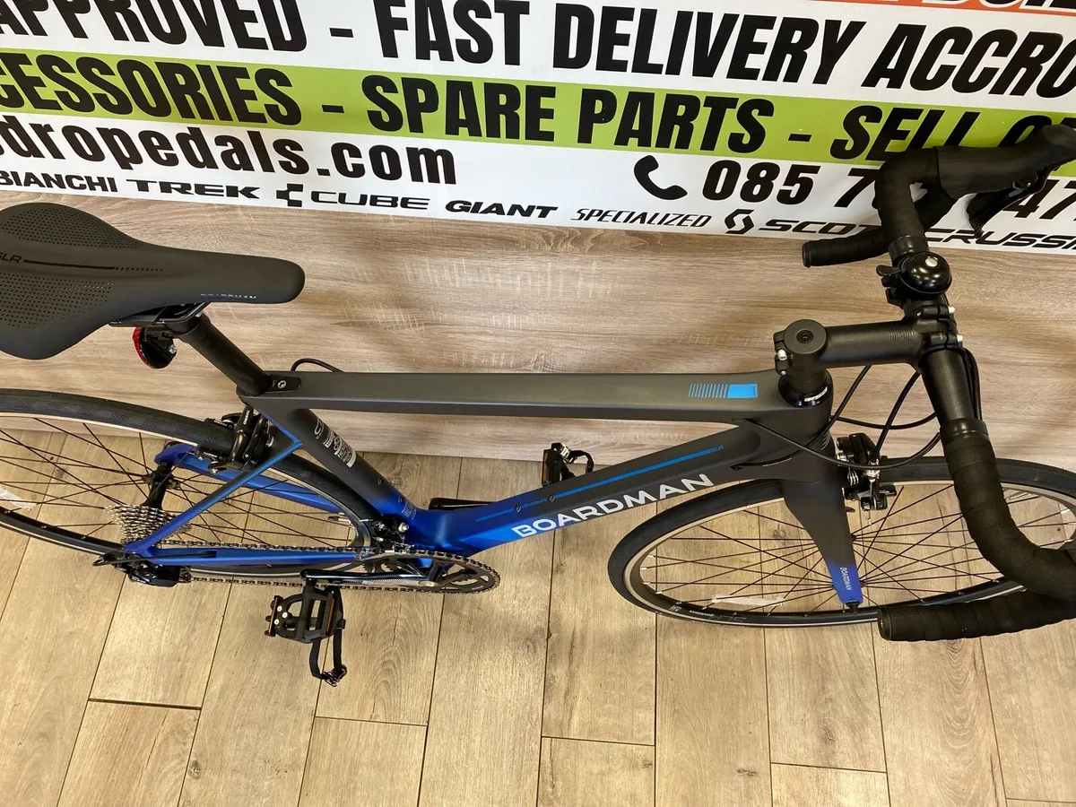 Boardman SLR 8.9 105 Mens Road Bike - M  - Image 2