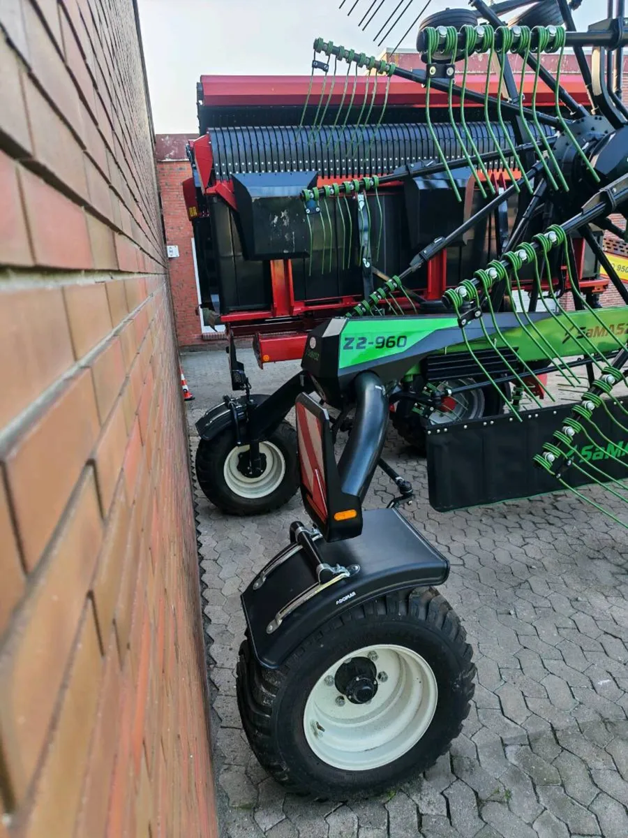 SaMASZ Z2-960 Twin Rotor Centre Rake 9.6m – NEW - Image 2