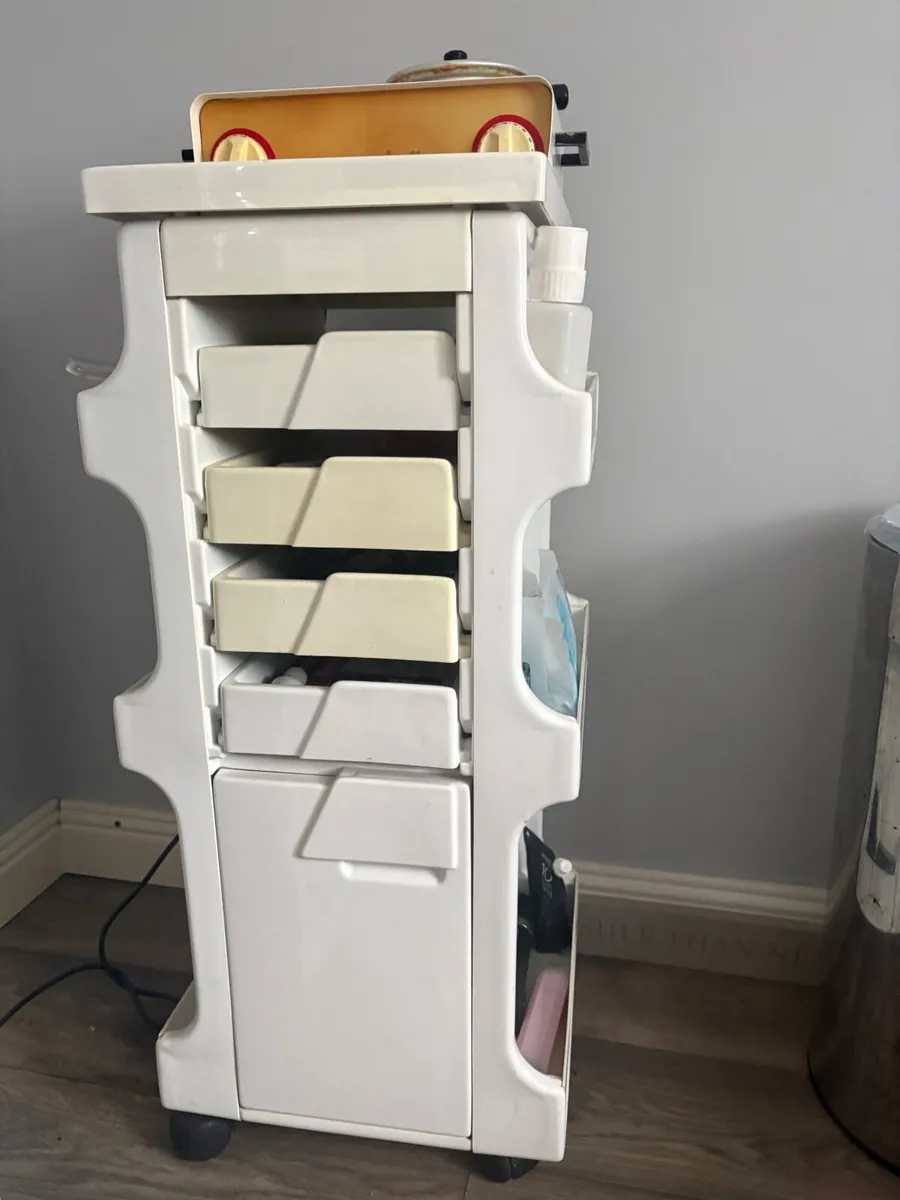 Beauty trolley - Image 1