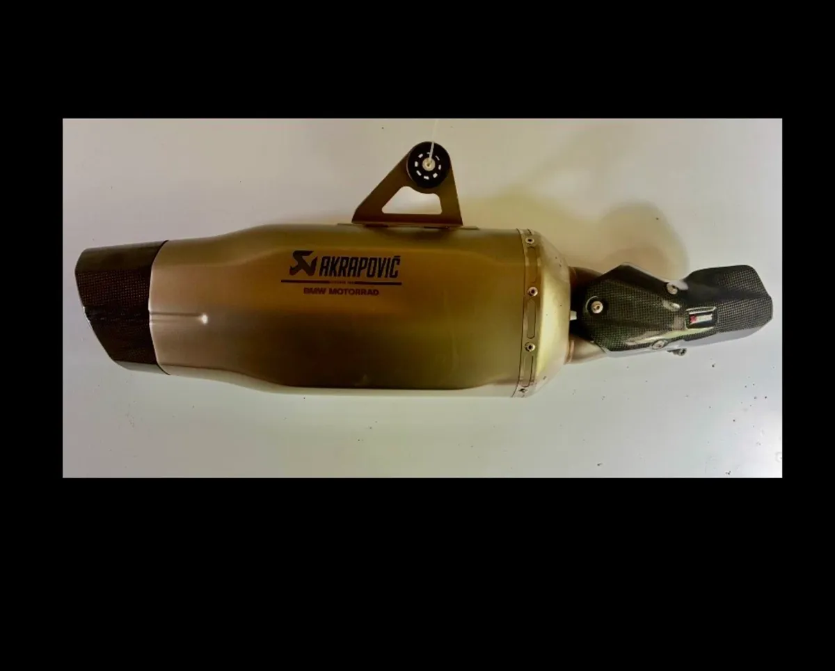 Akrapovic