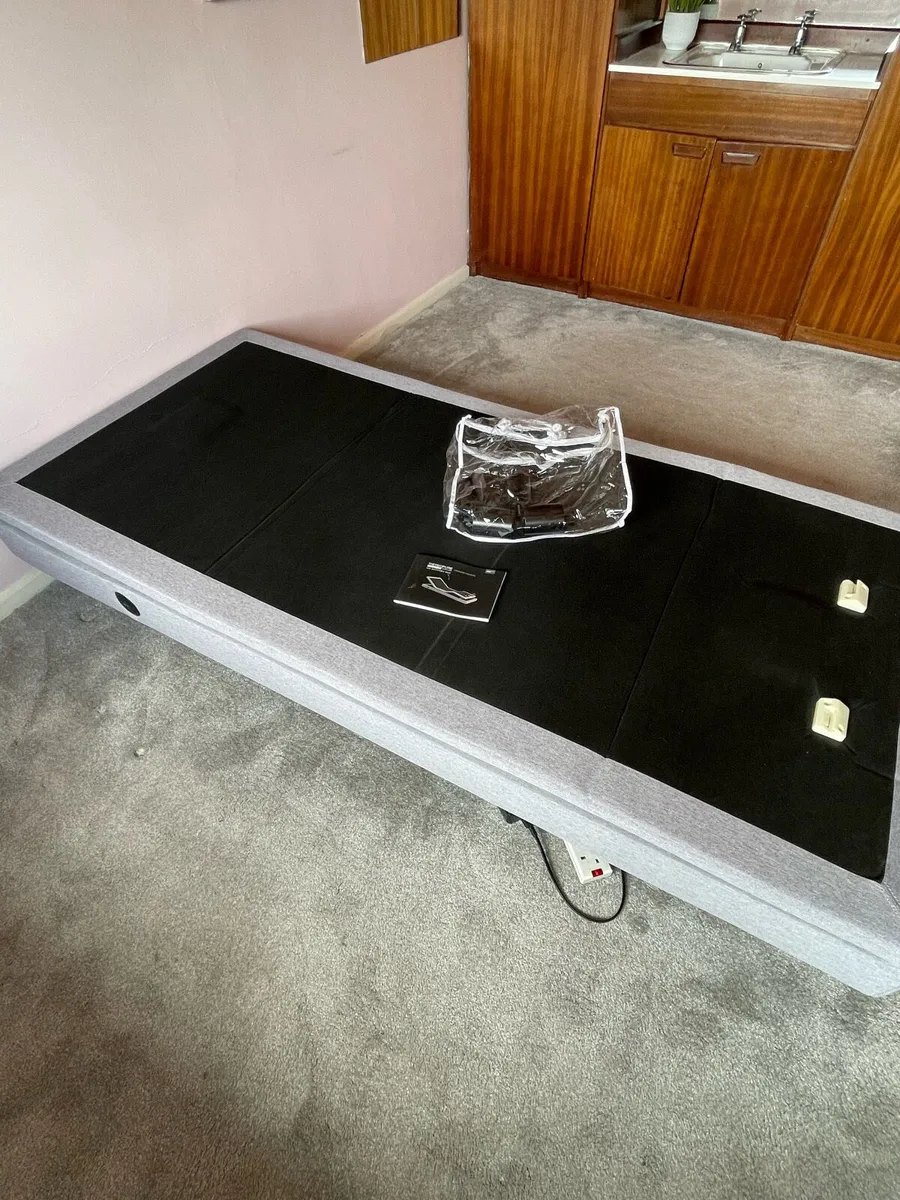 Motion / electric bed - Image 3