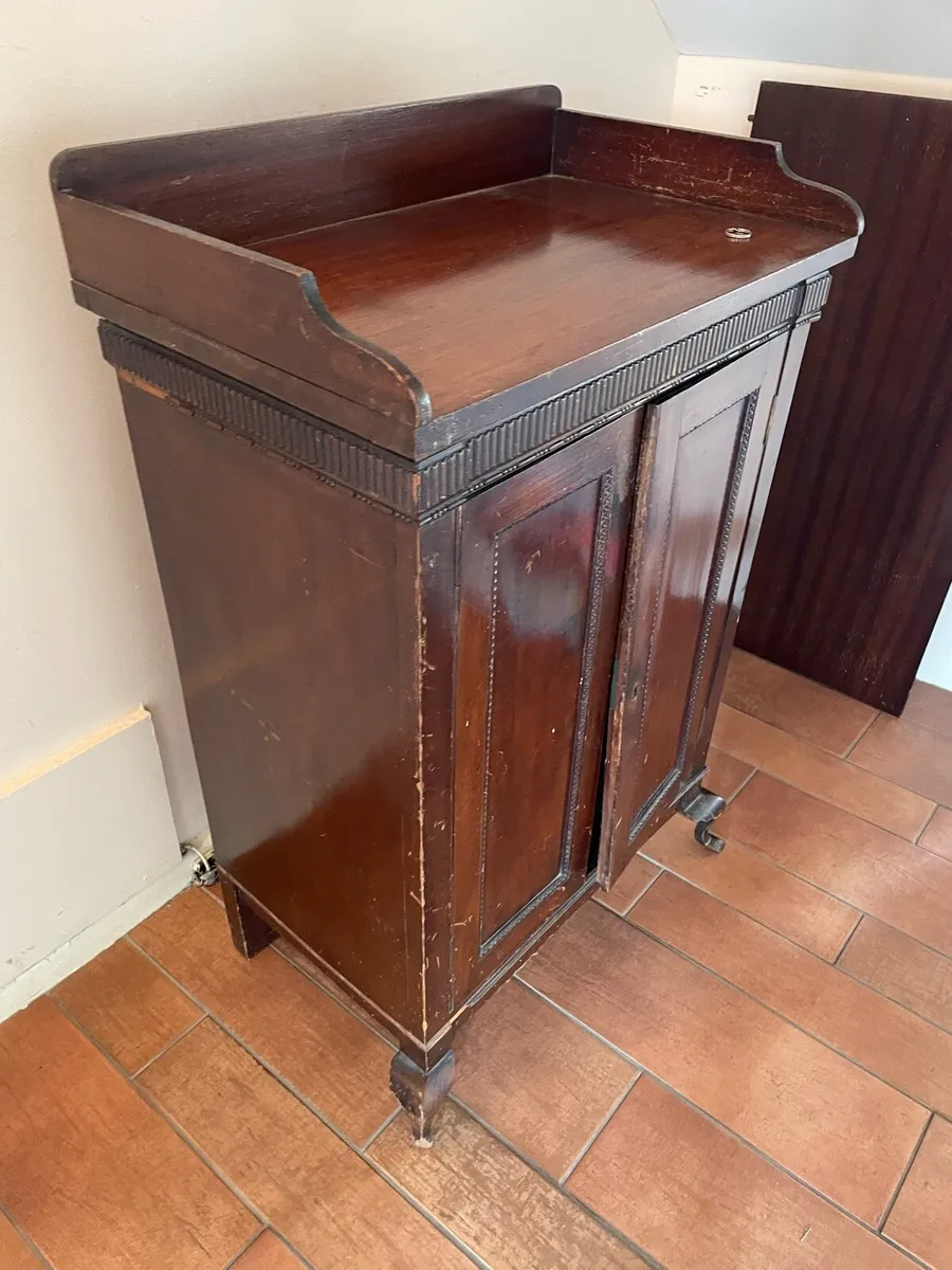 Antique wash stand - Image 2