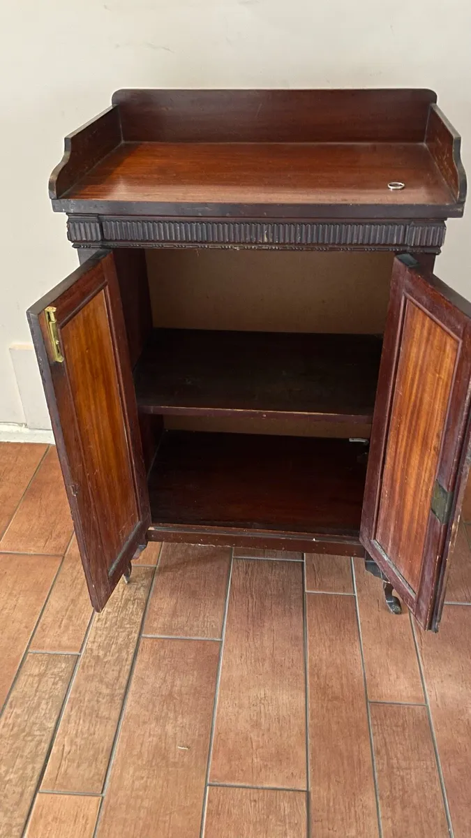 Antique wash stand - Image 3
