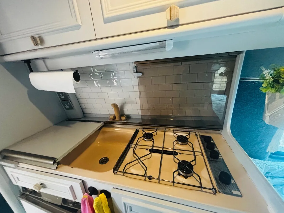 Campervan - Image 2