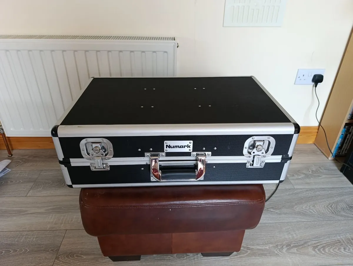 DJ Mixing System - Image 2