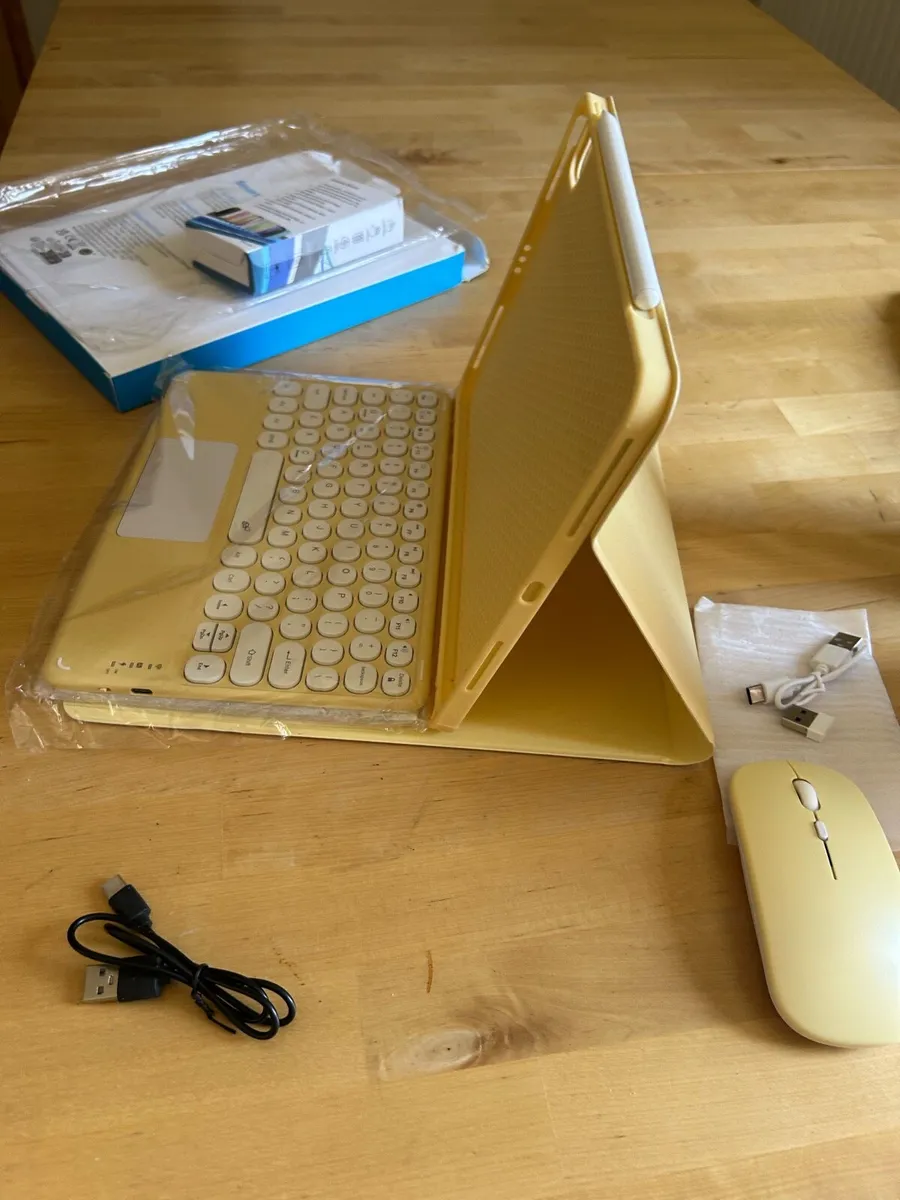 iPad Pro11 Case Mouse detachable keyboard, pencil - Image 3
