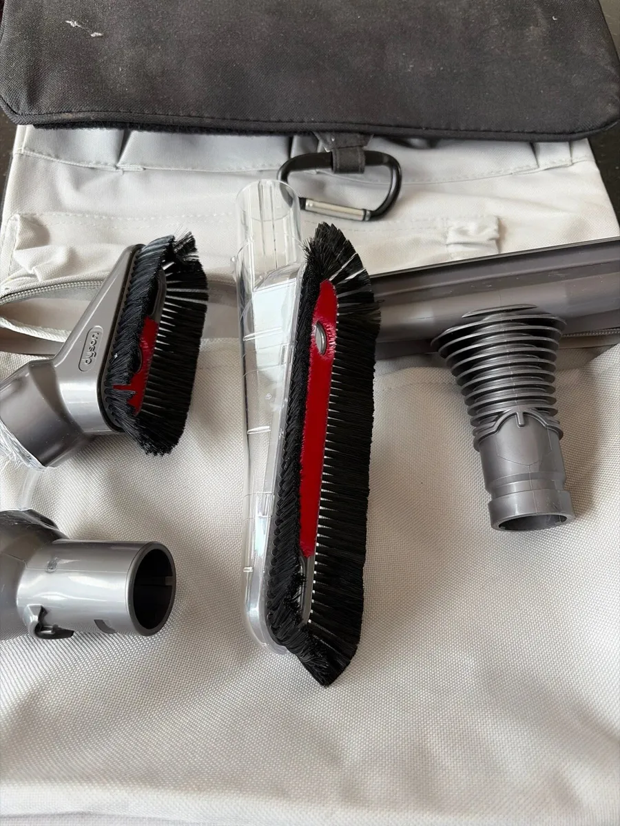 Dyson Ball Vacuum Cleaner - Image 2
