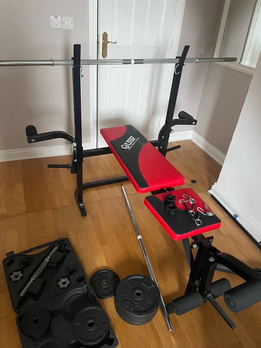 Bench press and weights - Image 3