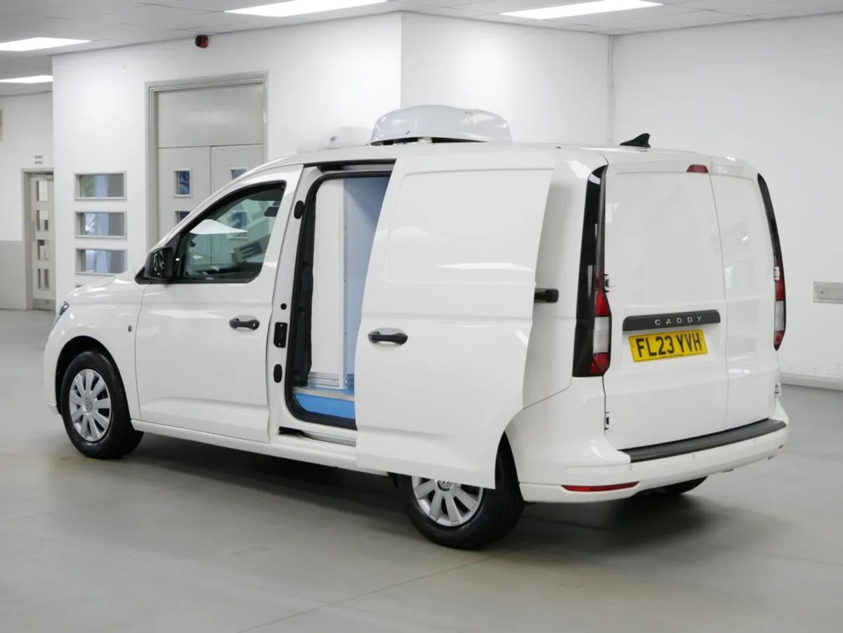 2023 Volkswagen Caddy Refrigerated Van - Image 2