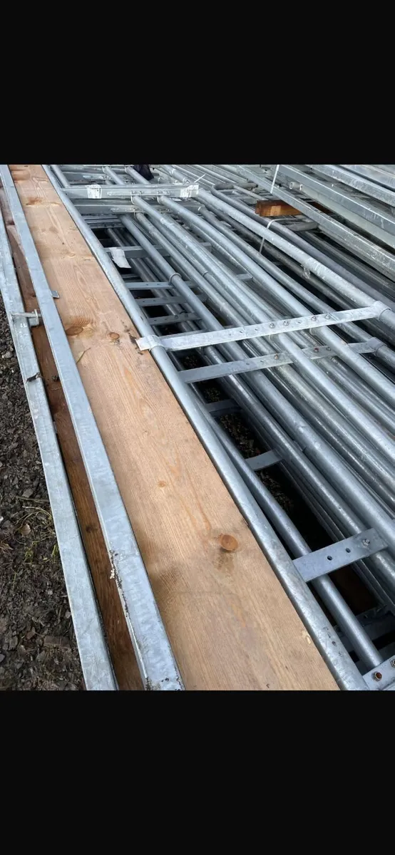 Timber diagonals - Image 1