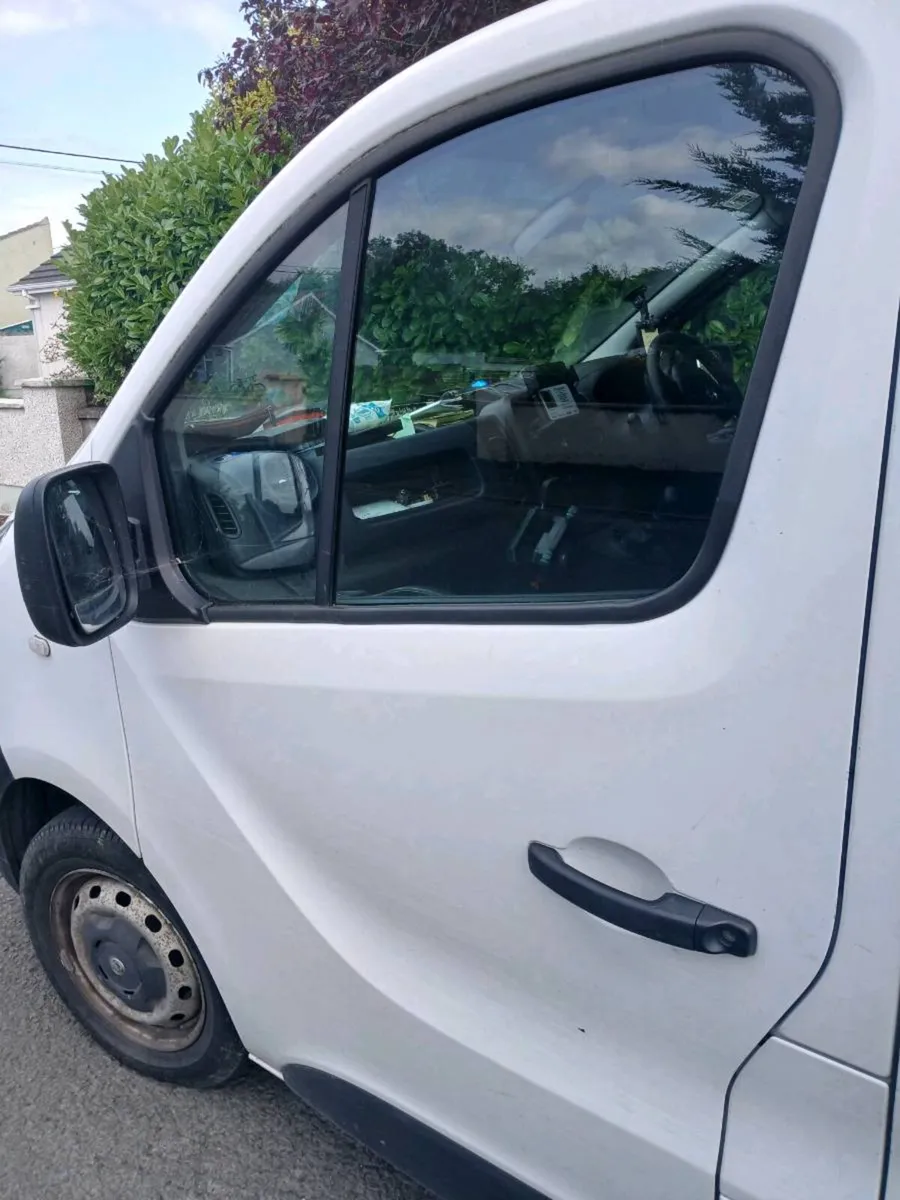 Vauxhall vivaro 1.6l 180,000 miles - Image 2