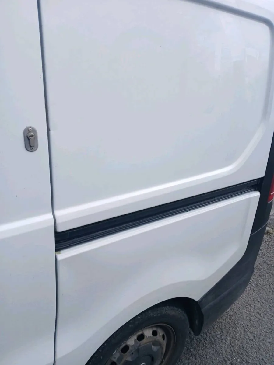 Vauxhall vivaro 1.6l 180,000 miles - Image 3