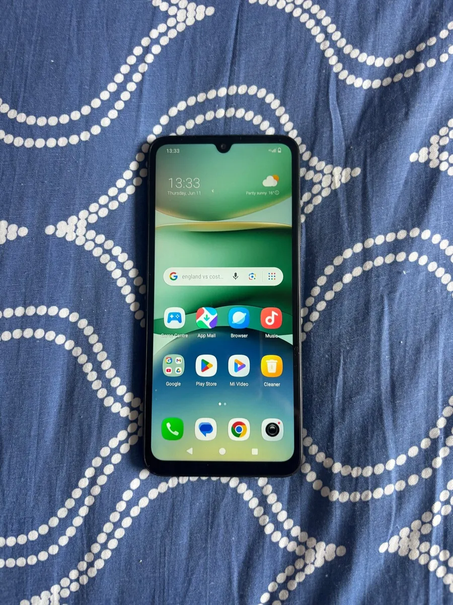 Phone - Image 1