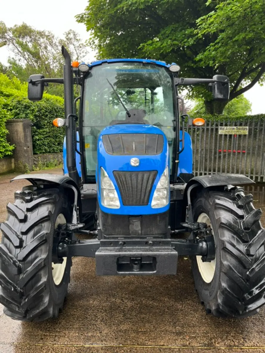 2014 New Holland T5.105 Dual Command - Image 3