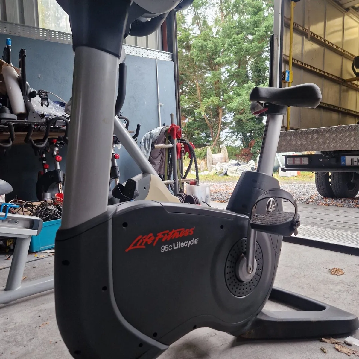 SALE⭐️Life fitness upright bike - Image 2