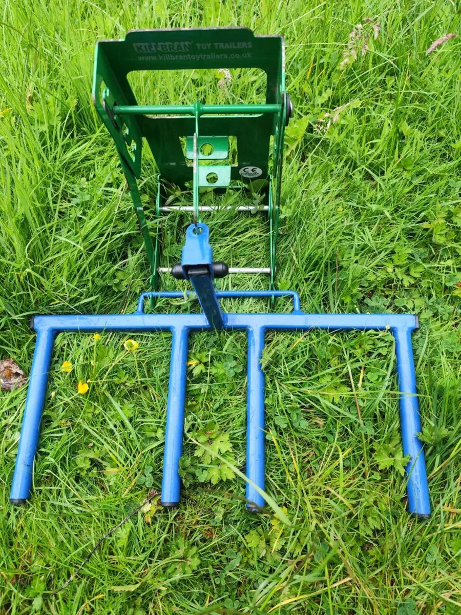 Killbran Three-point linkage & double bale lifter. - Image 1