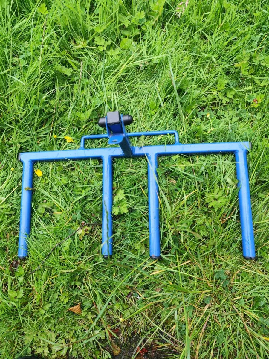 Killbran Three-point linkage & double bale lifter. - Image 4