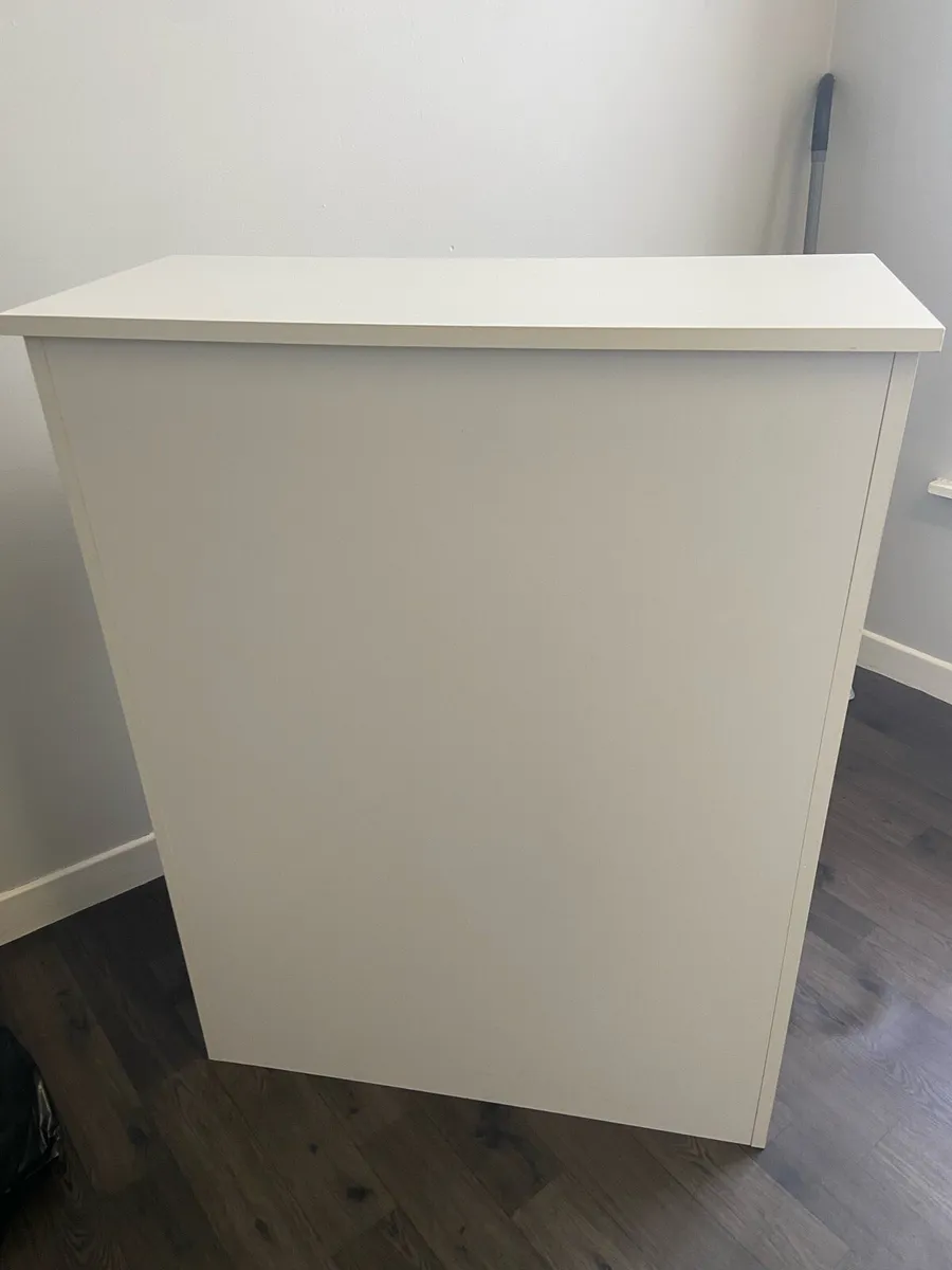 Counter / Desk - Image 3