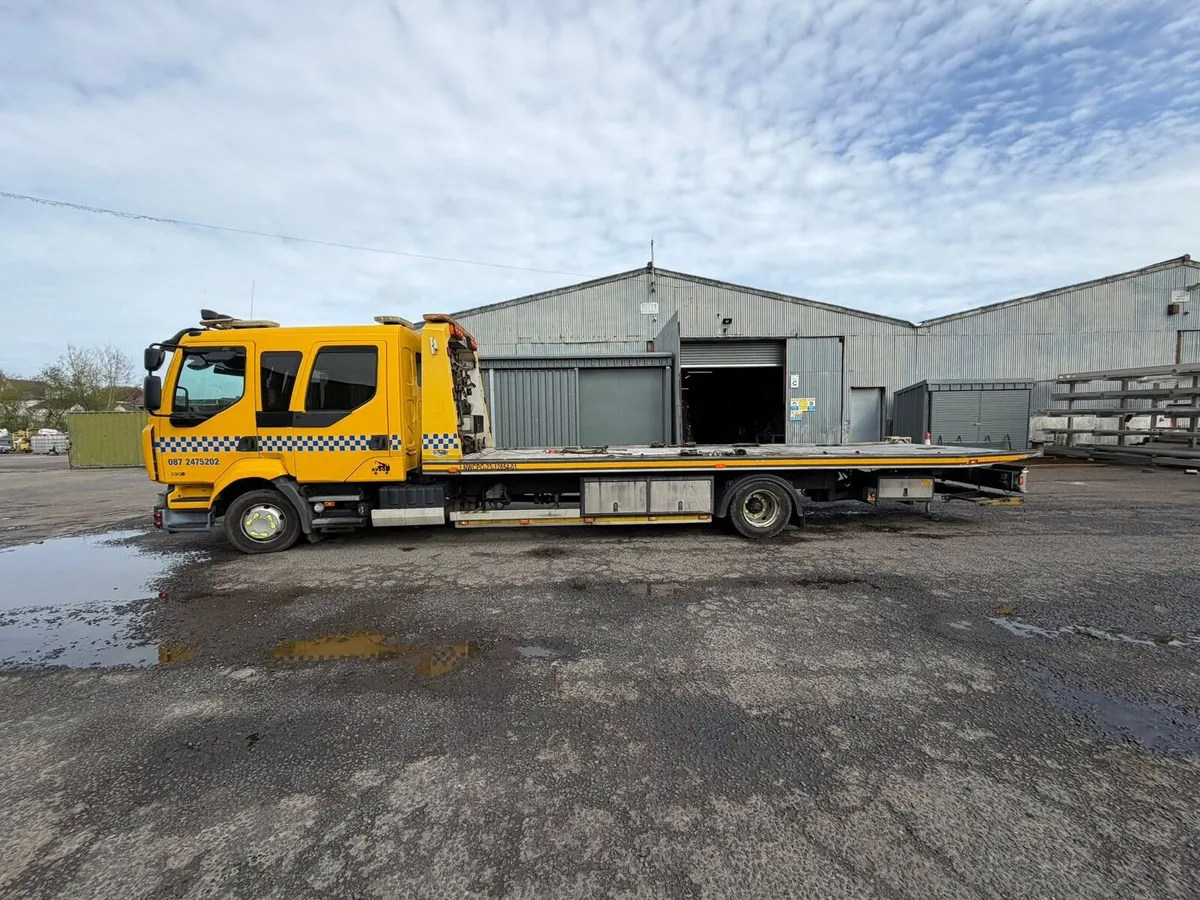 Recovery truck - Image 4