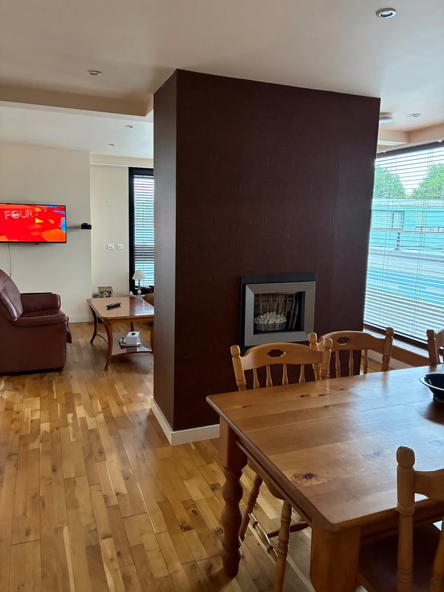 Renting Killarney Approximately 6 months - Image 3