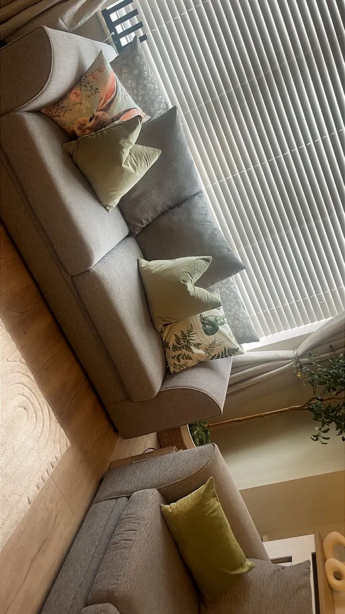 Sofa - Image 2