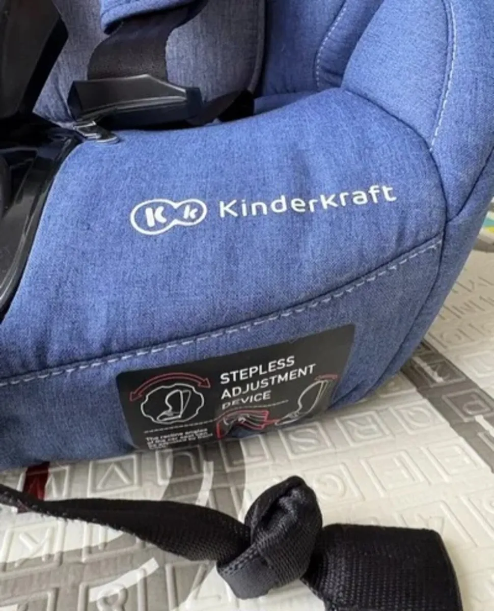 Infants Car seat as new - Image 3