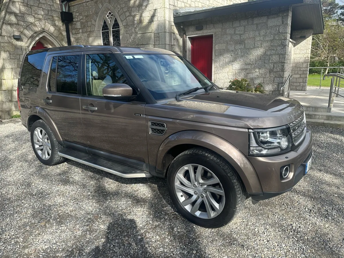 2016 Landrover Doscovery 4 - Image 1