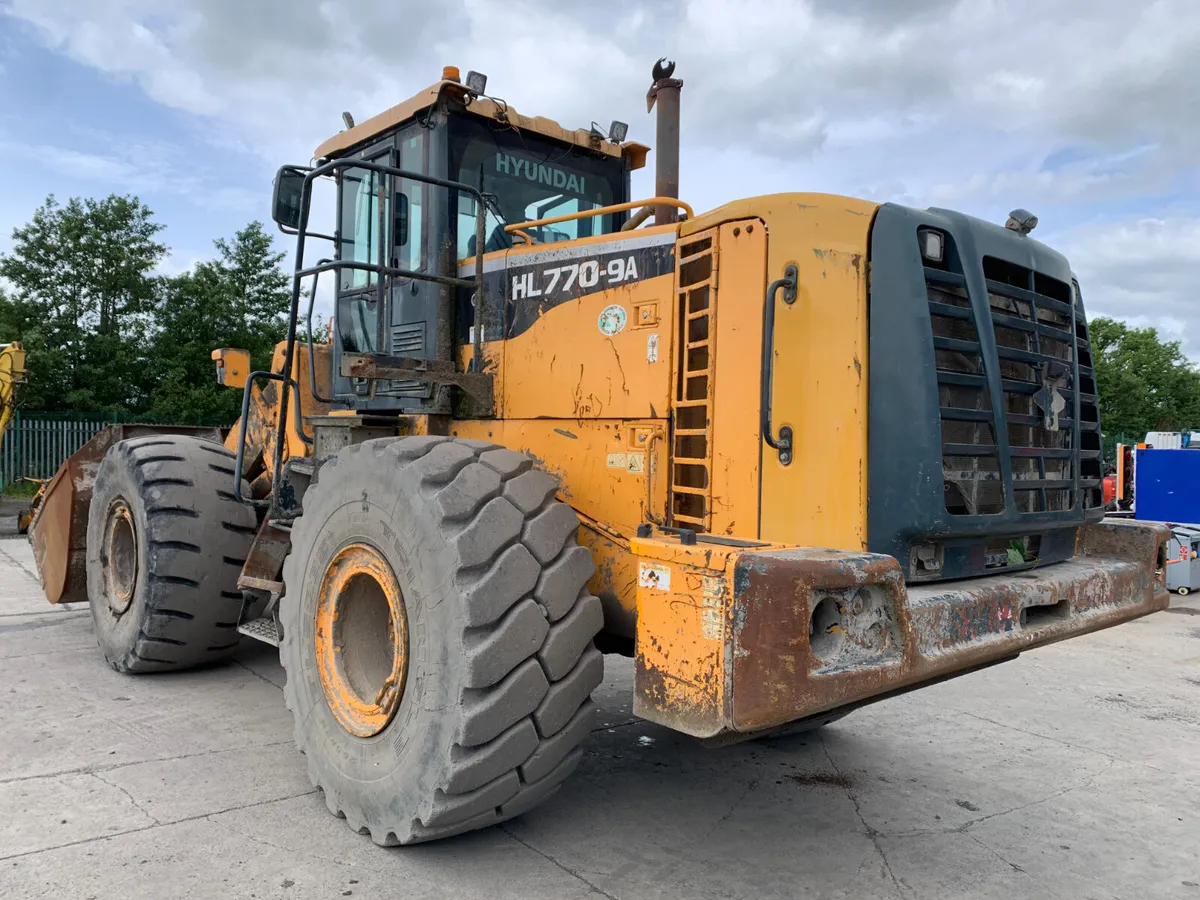 BID ONLINE NOW - 2013 HYUNDAI HL770-9 SHOVEL - Image 3