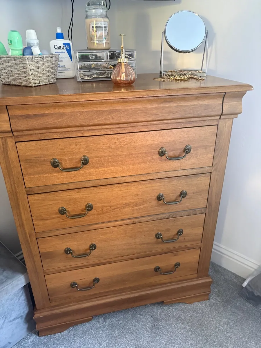 Bedroom set - Image 2