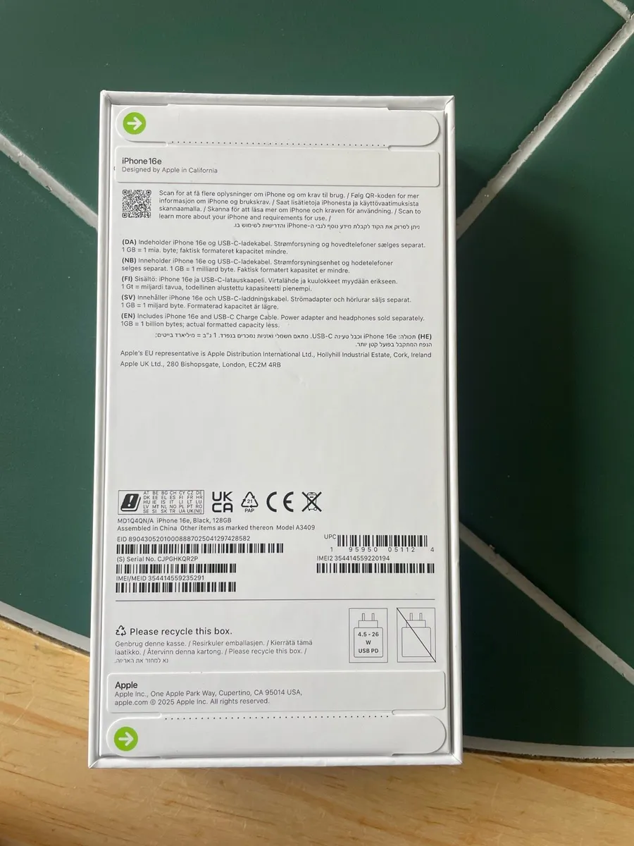I phone 16e - Image 3