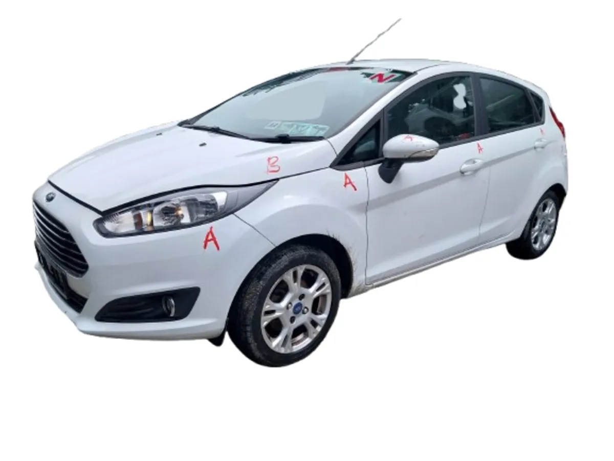 2015 FORD FIESTA For Breaking/Dismantling - Image 3
