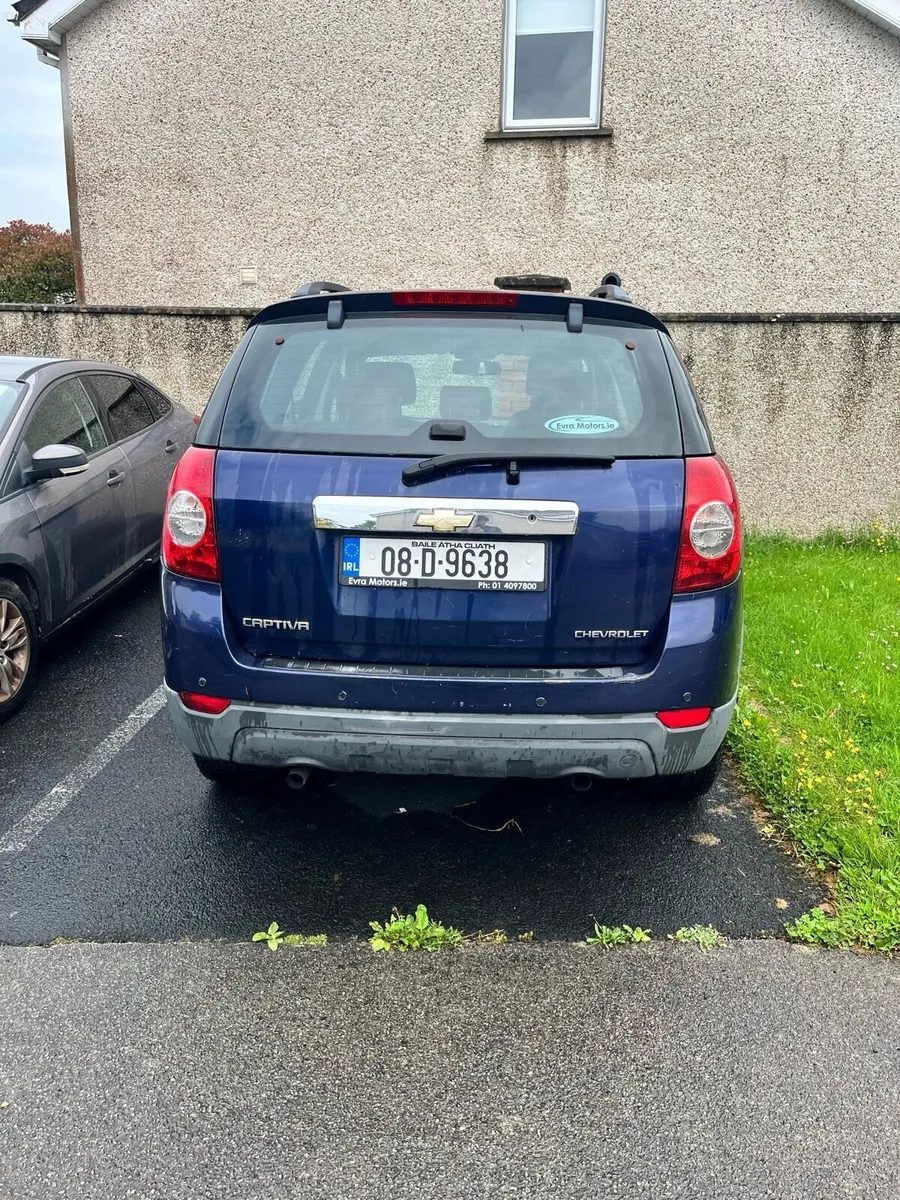 Chevrolet Captiva SUV 2.0L AWD Auto - Image 1