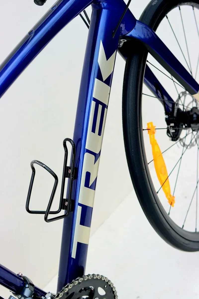 Trek DOMANE 2 race road Bike (like new) - Image 3