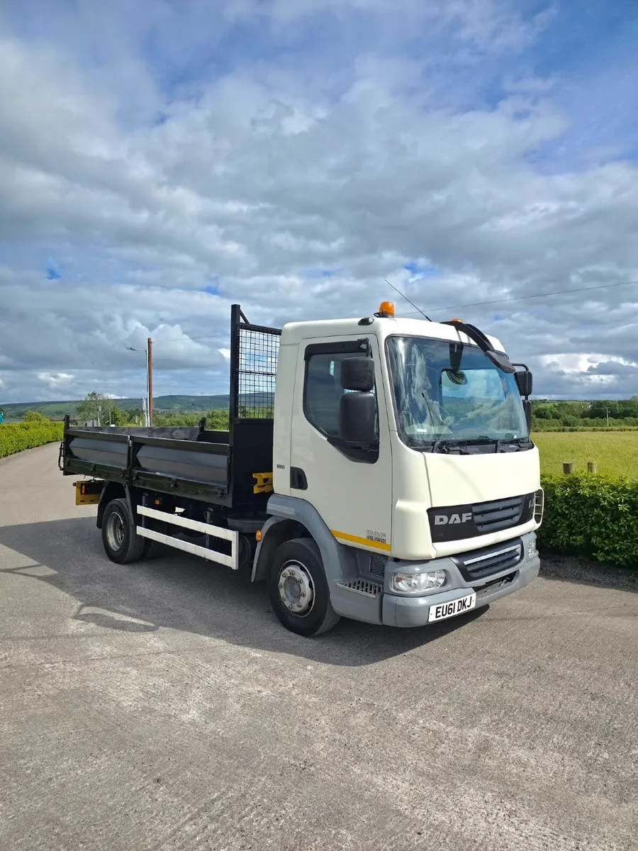 DAF lF Tipper - Image 1