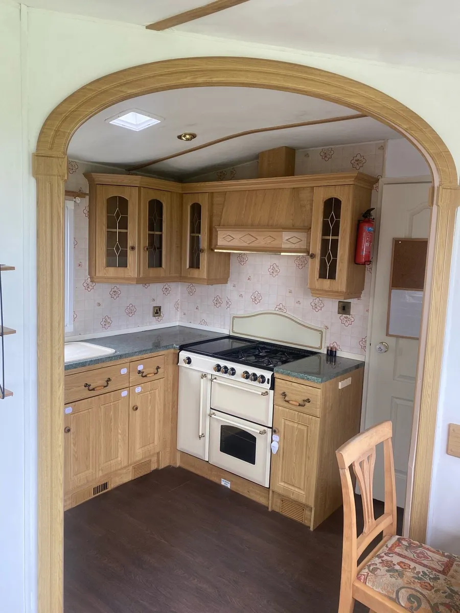 Mobile Home - Image 3