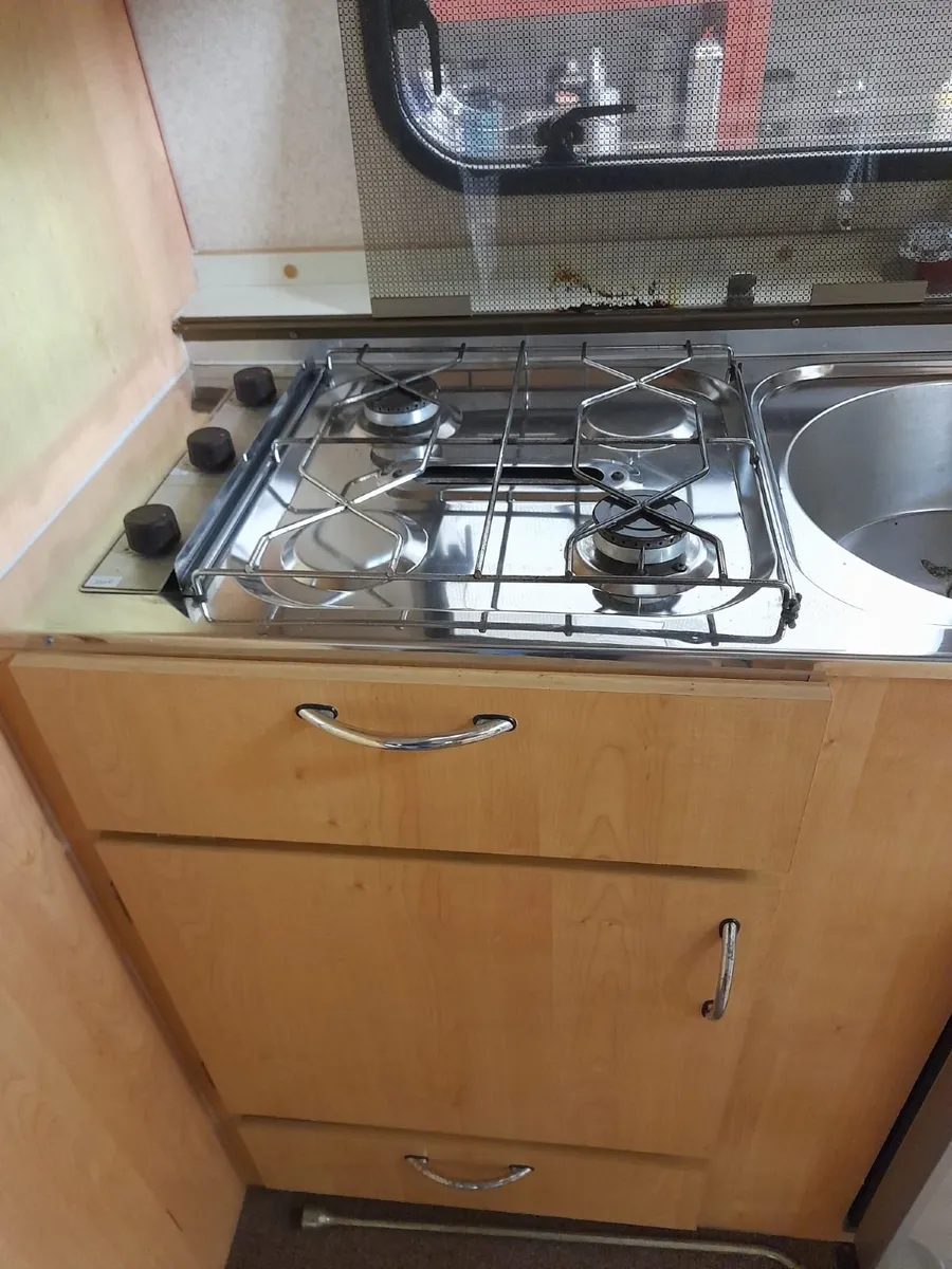 2 Berth Caravan - Image 4