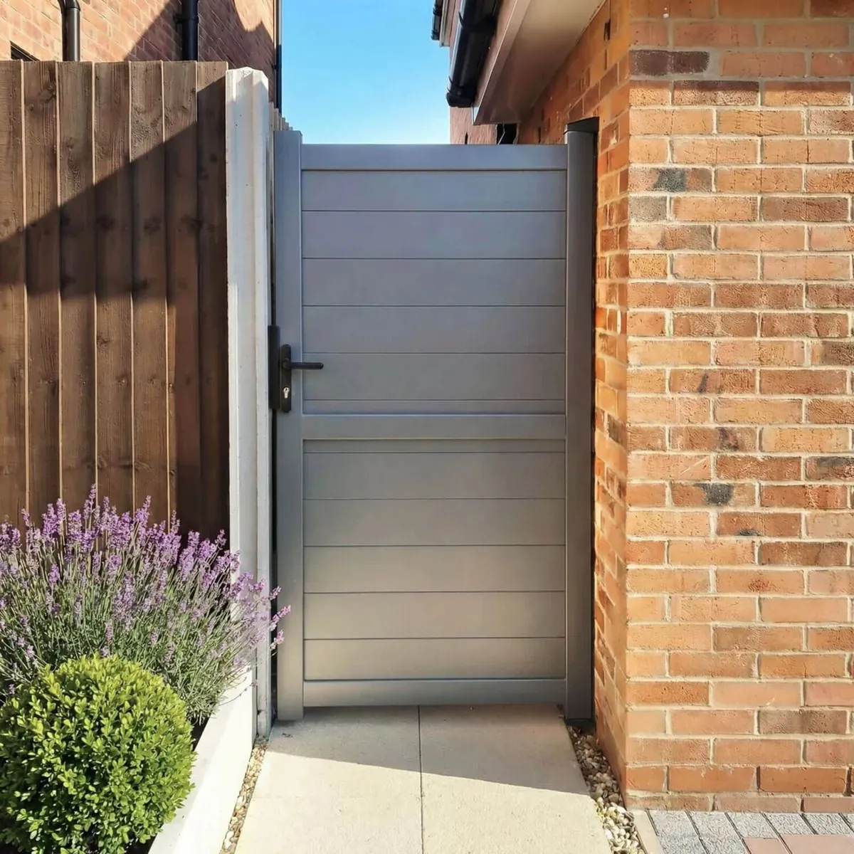 Aluminium Gates - Image 1
