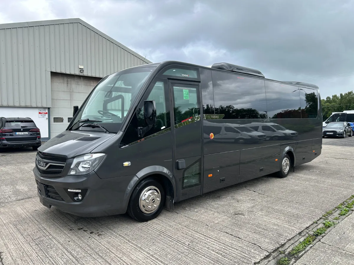 DAF Turas 900s  37 seater - Immediate Delivery - Image 2