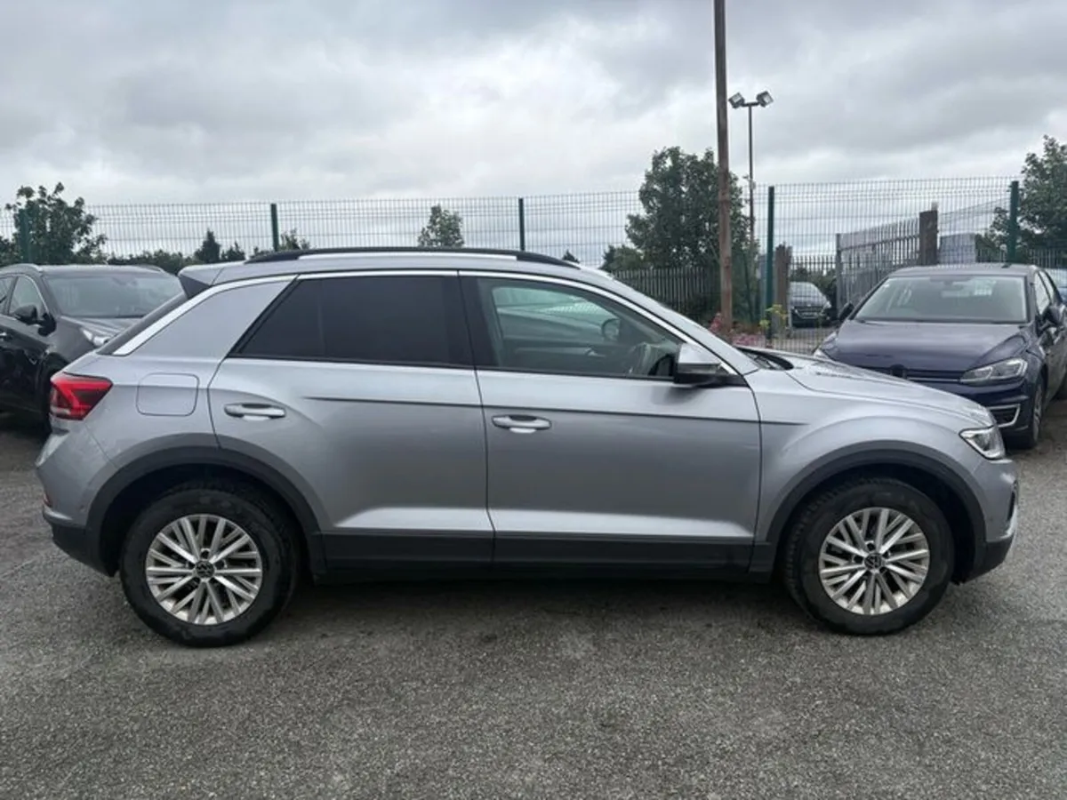 2023 Volkswagen T-Roc Van 2.0L Diesel New CVRT - Image 2