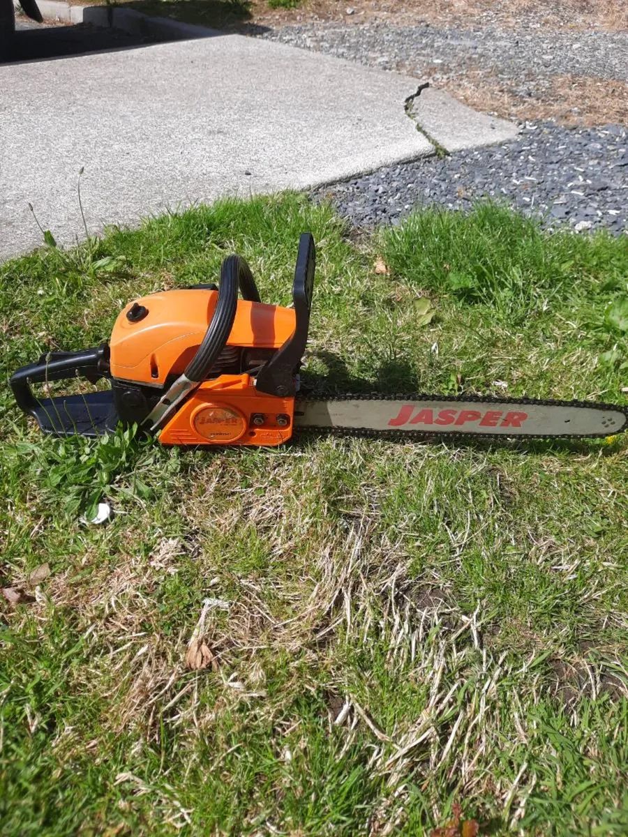 Chainsaw - Image 3