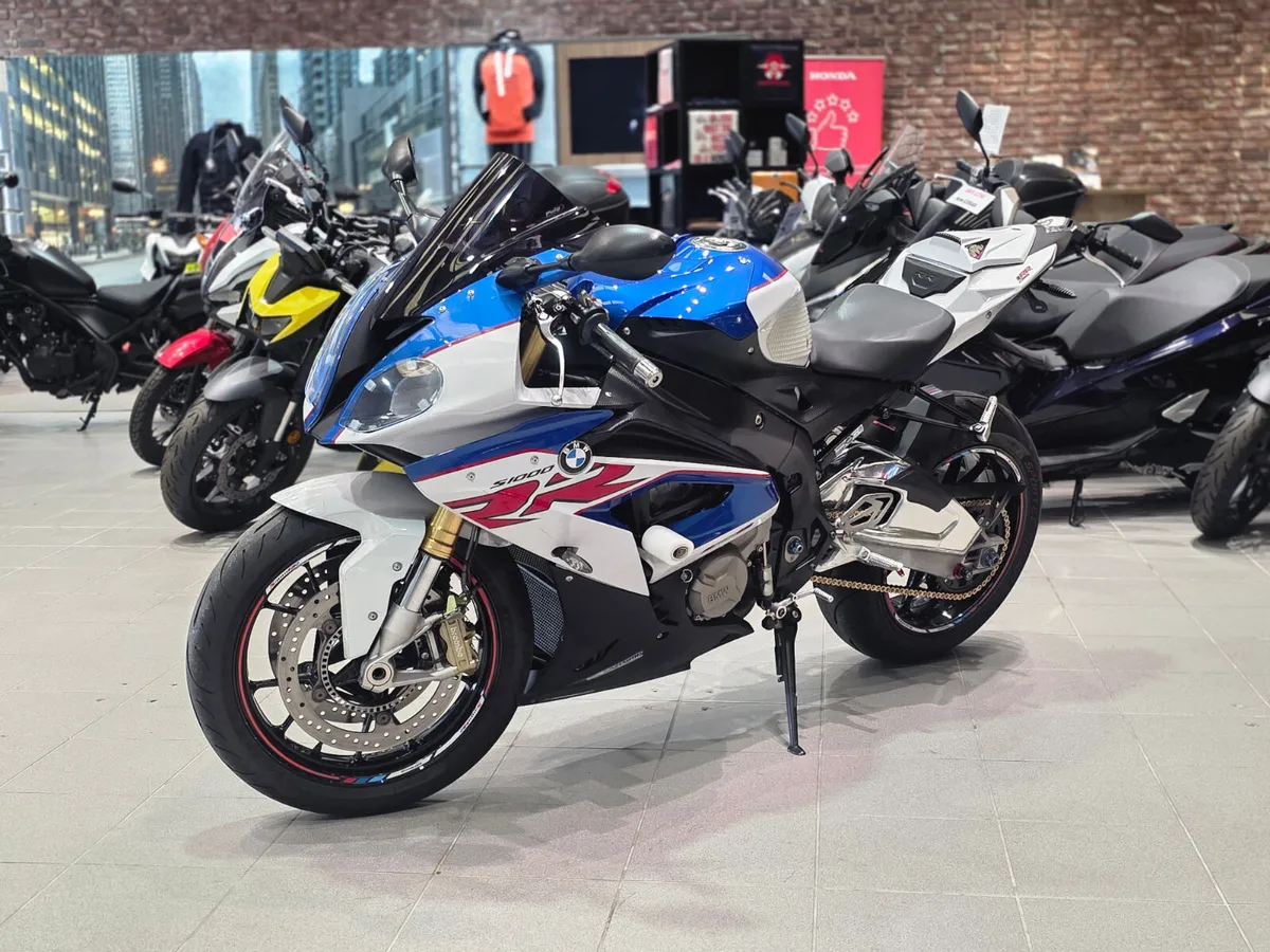 BMW S1000RR M-Sport - Image 4
