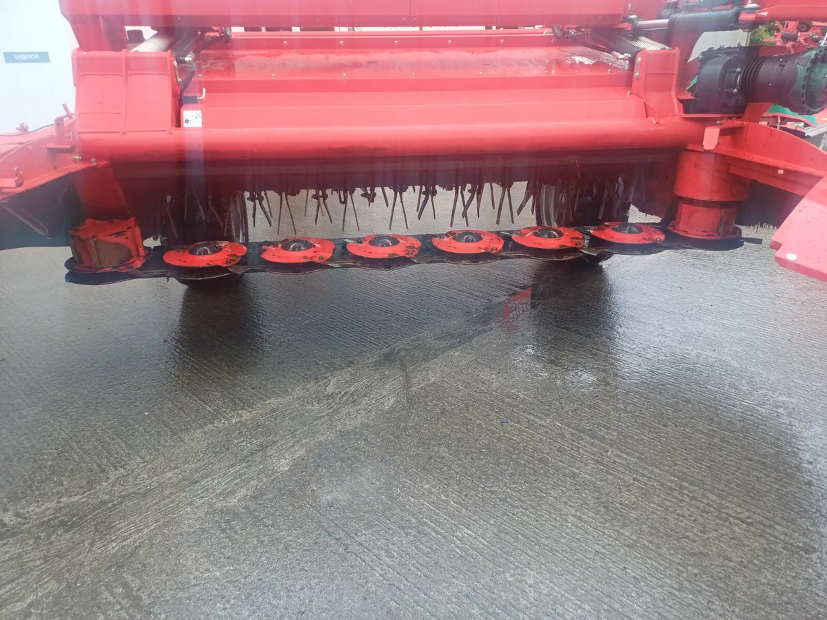 Kverneland 4332 LT Trailed Mower - Image 4