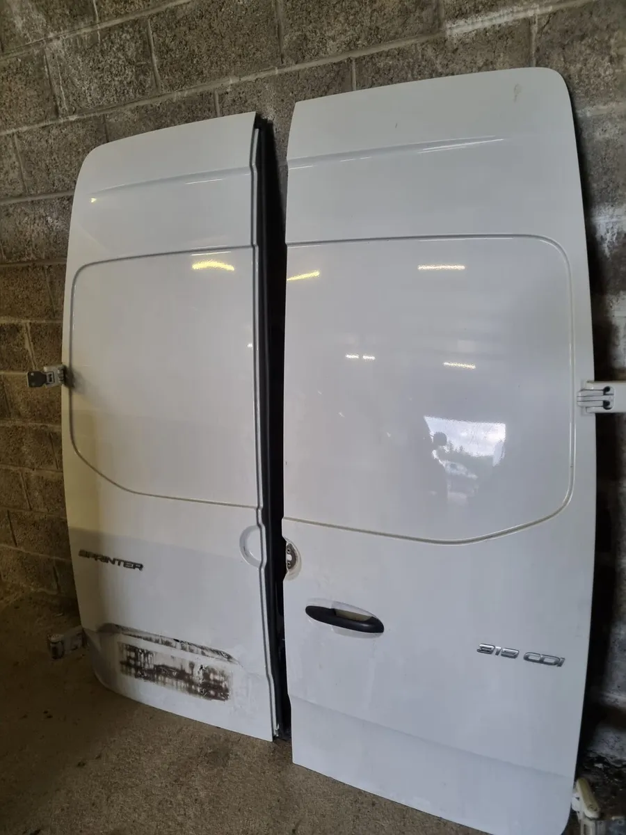 Mercedes sprinter doors bumper grill parts - Image 1
