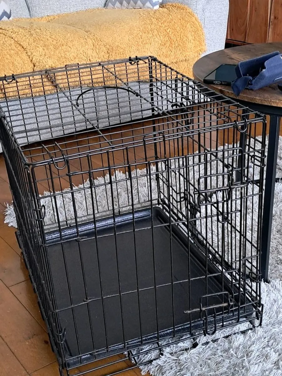 2 medium dog cages - Image 1